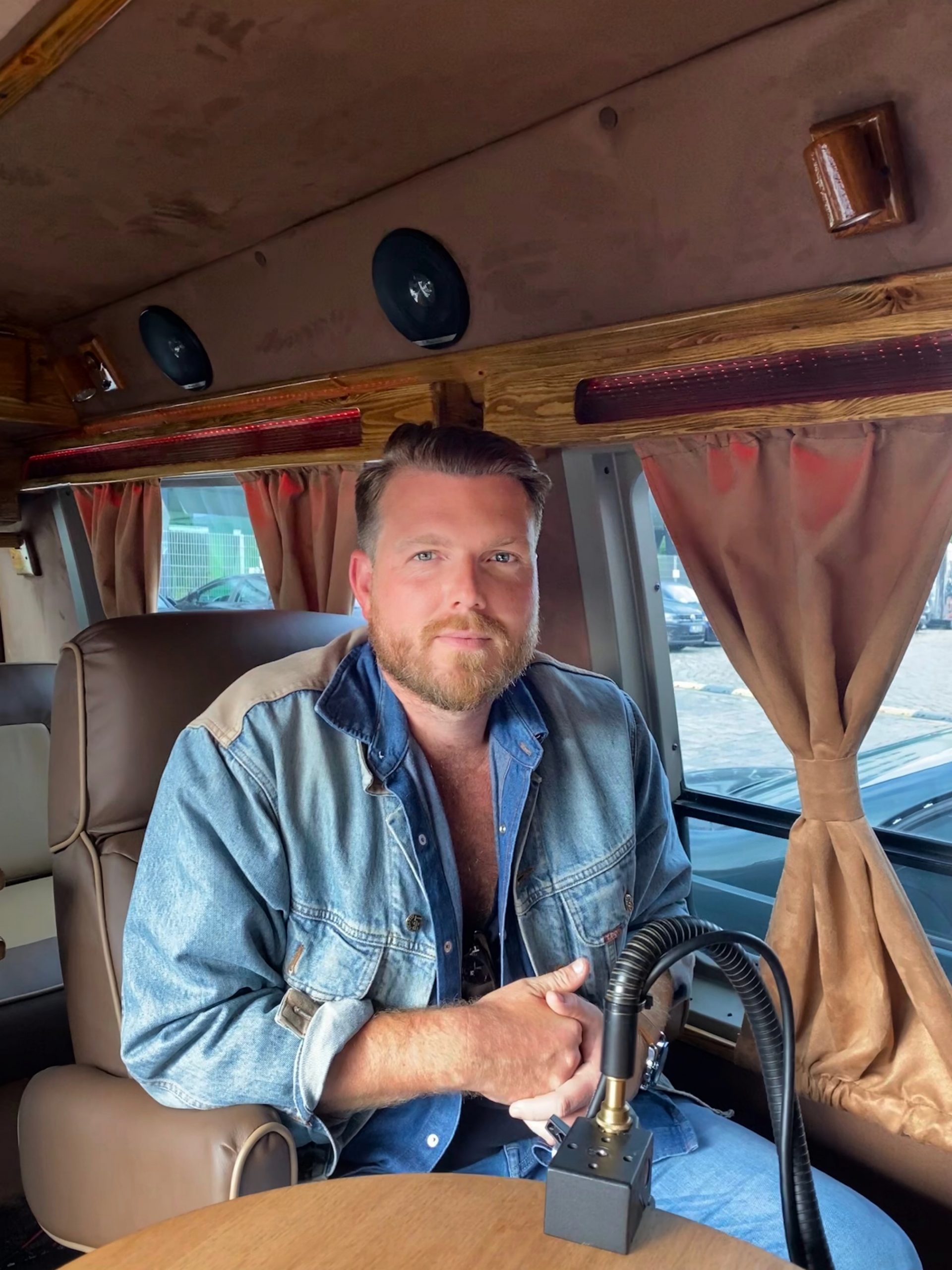 126 Lucas Vogelsang „Es wird alles noch absurder!“ PONYWURST